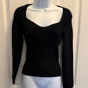 Exlura Black Long Sleeve Sweetheart Neck Sweater